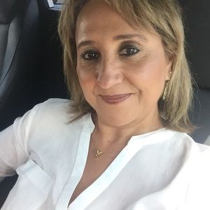 Meet your Posher, Letitia